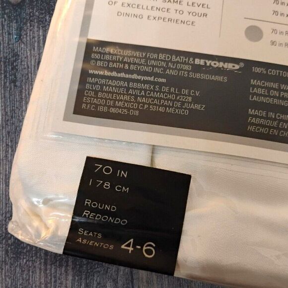 Wamsutta White Cane Stain Resistant Tablecloth Restaurant Quality 70 in Round - Picture 3 of 6